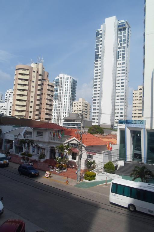 Edificio Delfines Playa Cartagena