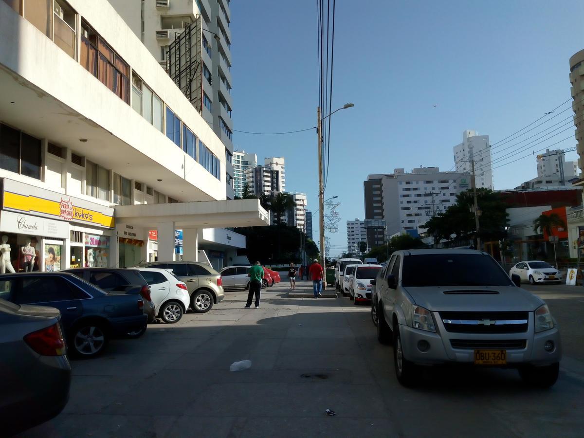 Edificio Delfines Playa Cartagena